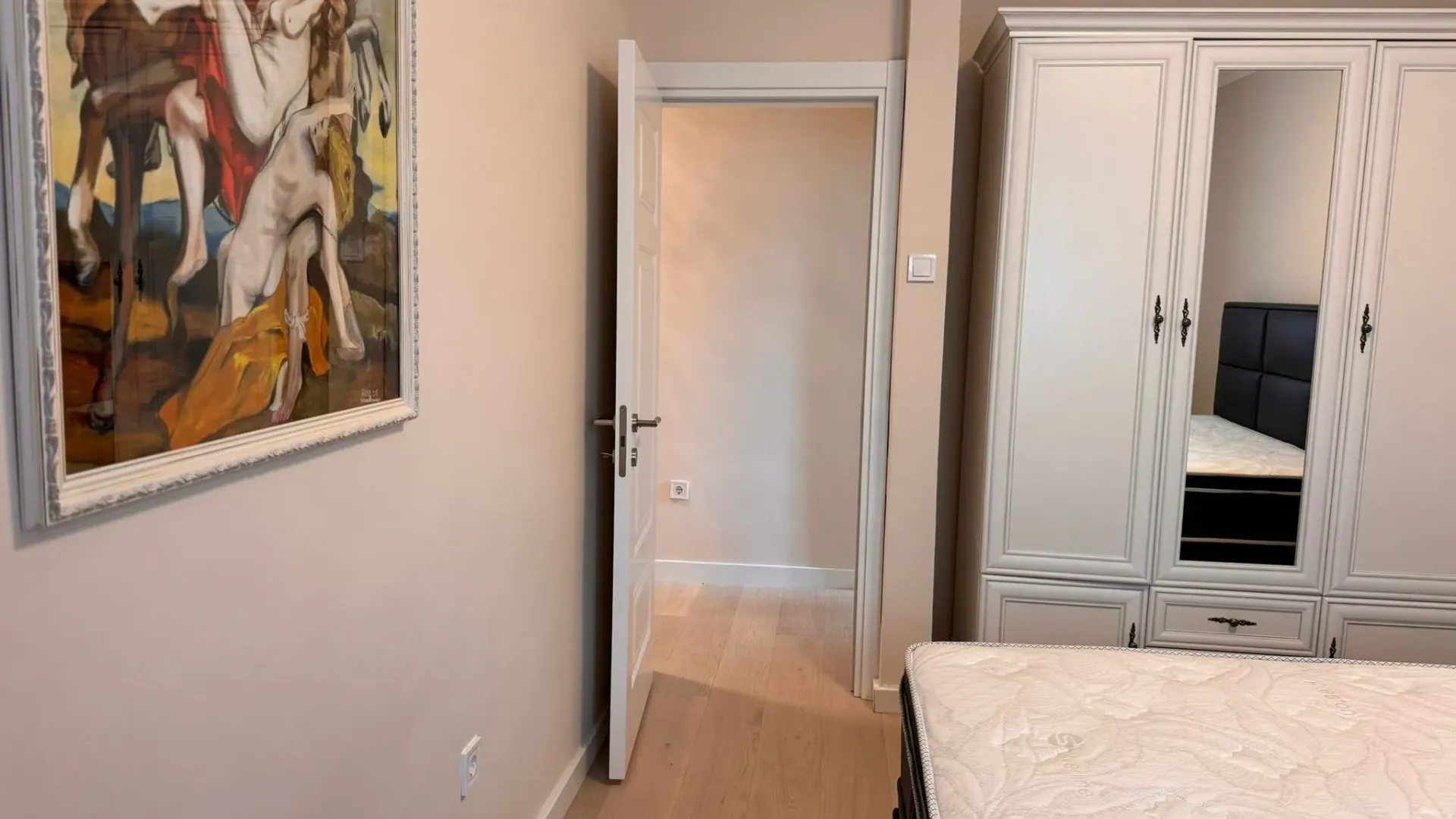 Izdavanje, trosoban stan, 95m², Preko Morače, Podgorica