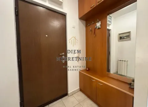 Rent, two bedroom apartment, 75m², Preko Morače, Podgorica - image 11