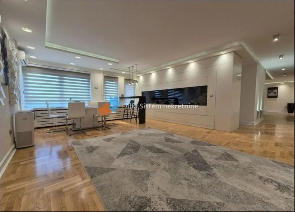 Rent, apartment, 150m², Stari Grad, Beograd