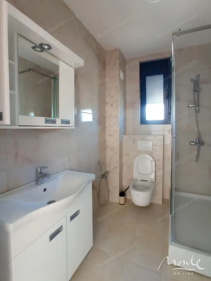 Sale, two bedroom apartment, 61m², Polje, Bar