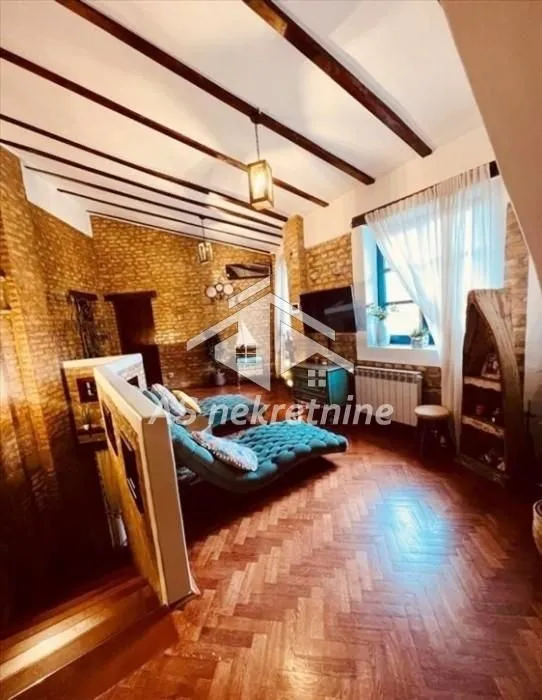 Izdavanje, kuća, 367m², Jajinci, Voždovac Sve Podlokacije