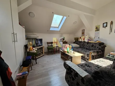 Prodaja, jednosoban stan, 39m², Socijalno, Novi Sad Sve Podlokacije