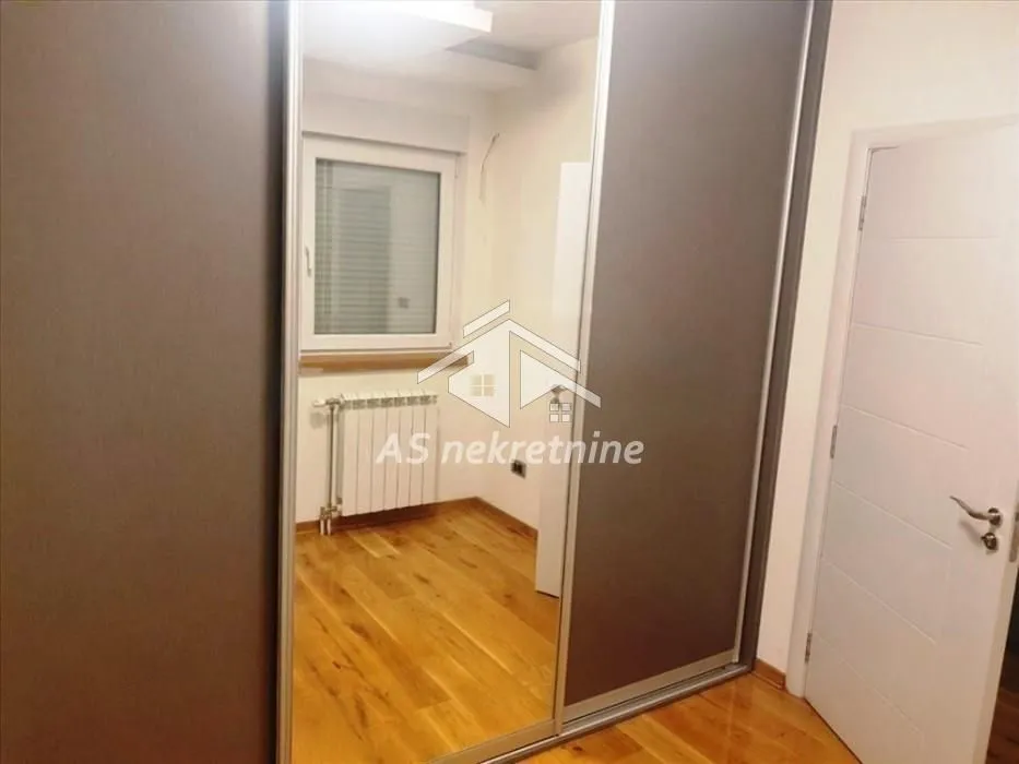 Izdavanje, trosoban stan, 62m², Lekino Brdo, Voždovac Sve Podlokacije