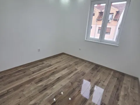 Sale, four bedroom apartment, 112m², Medijana, Niš - image 9