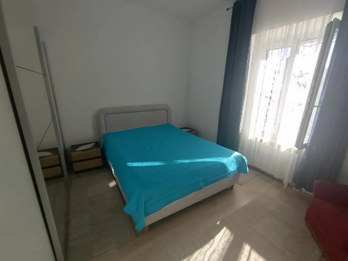Rent, one bedroom apartment, 40m², Kalimanj, Tivat