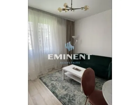 Rent, two bedroom apartment, 39m², Gundulićev Venac, Beograd - image 4