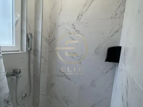 Prodaja, trosoban stan, 61m², Centar, Novi Sad - image 16