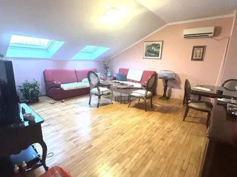 Prodaja, dvosoban stan, 75m², Karaburma, Palilula Sve Podlokacije - image 8