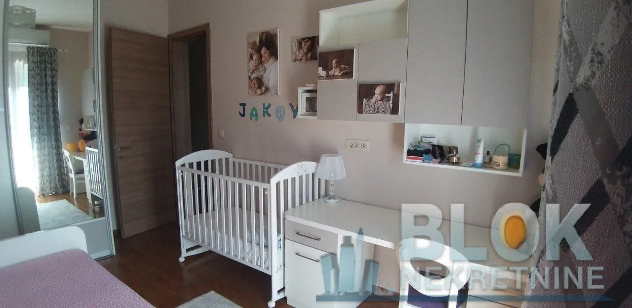 Izdavanje, trosoban stan, 85m², Centar, Podgorica