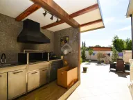 Rent, house, 300m², Zabjelo, Podgorica - image 25