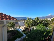 Prodaja, dvosoban stan, 49m², Centar, Tivat
