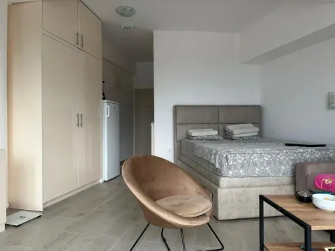Izdavanje, garsonjera, 36m², Sutomore, Bar - image 5