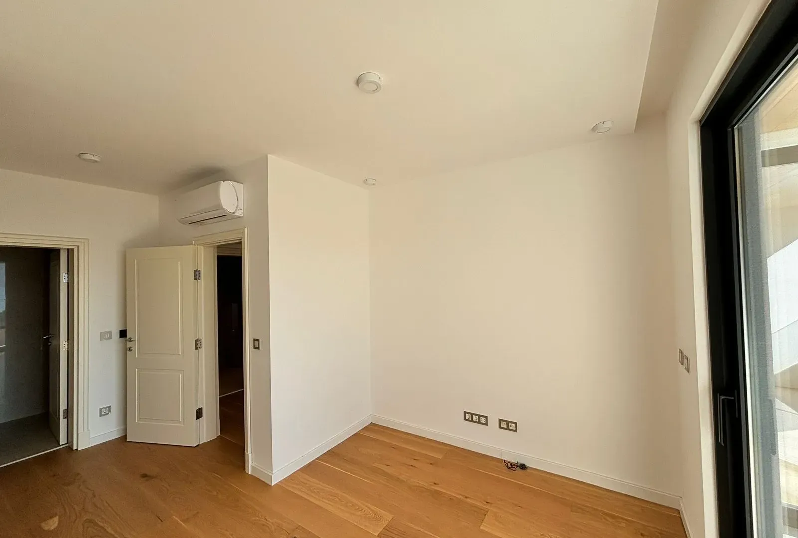 Sale, two bedroom apartment, 101m², Tivat, Crna Gora
