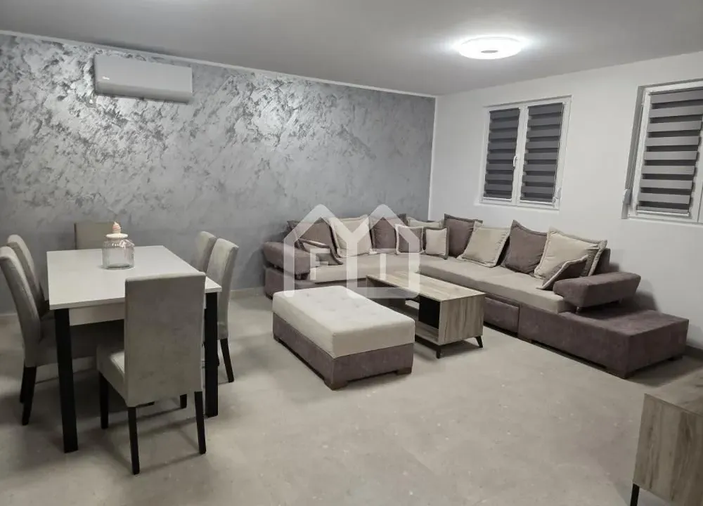 Izdavanje, dvosoban stan, 58m², Voždovac Sve Podlokacije, Beograd