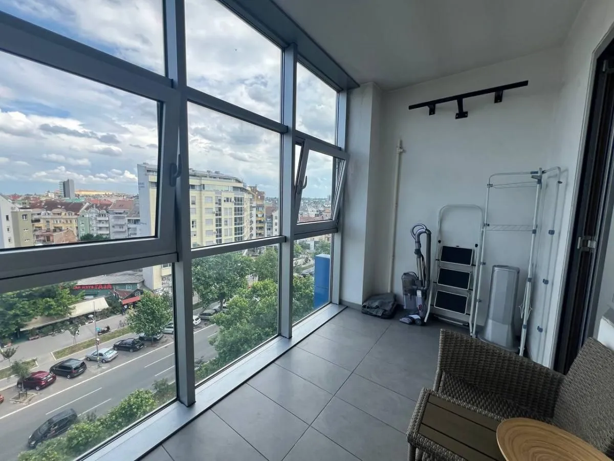 Prodaja, stan, 134m², Bulevar Oslobodjenja, Novi Sad Sve Podlokacije