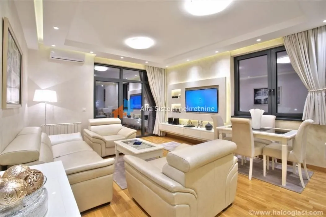 Rent, four bedroom apartment, 90m², Savski Venac, Beograd