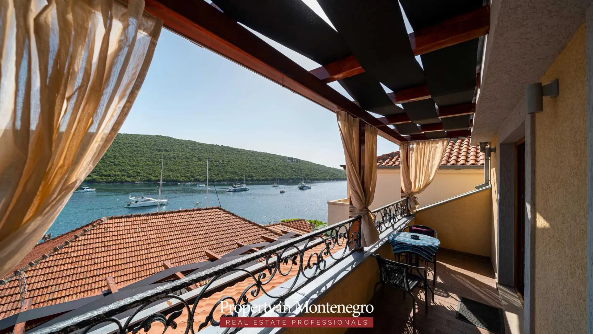 Sale, house, 266m², Kotor, Crna Gora