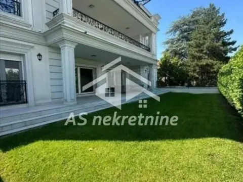 Izdavanje, stan, 215m², Savski Venac, Beograd - image 16