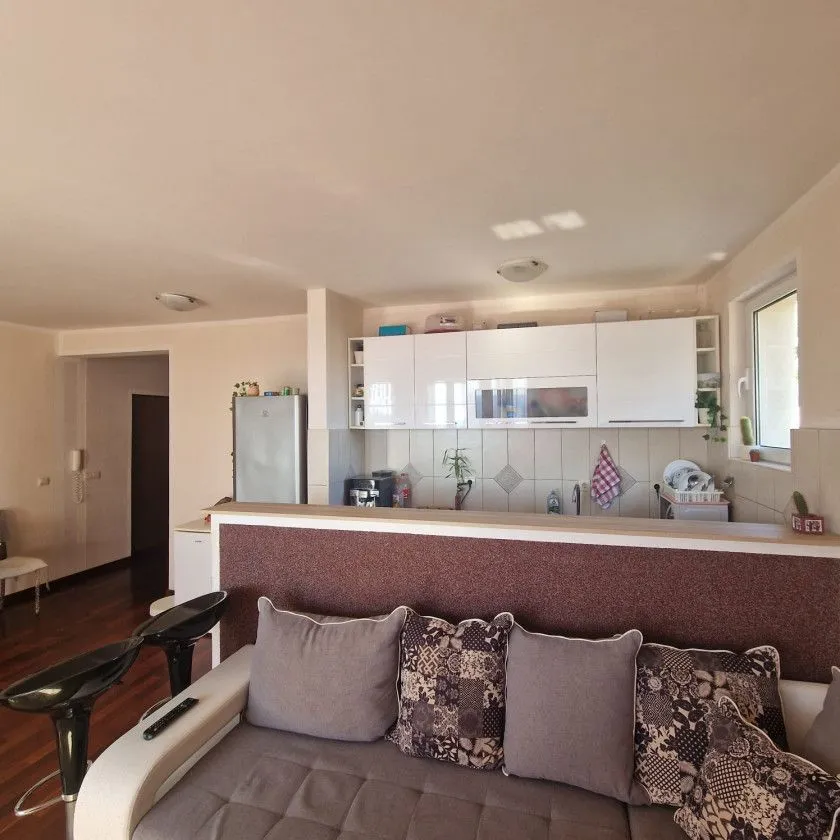 Sale, two bedroom apartment, 70m², Petrovac, Budva