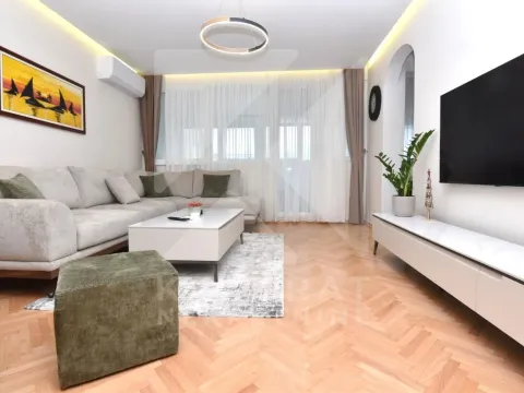Rent, three bedroom apartment, 105m², Preko Morače, Podgorica - image 1