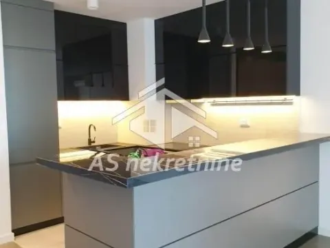 Rent, four bedroom apartment, 125m², Stari Grad, Beograd - image 11