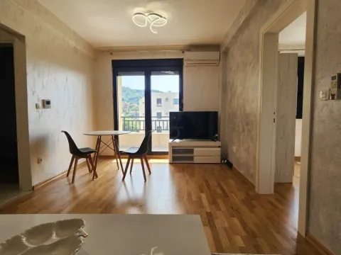 Rent, apartment, 70m², Centar, Tivat - image 3