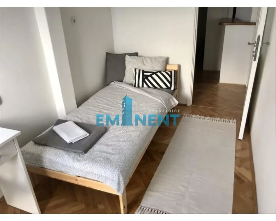 Rent, four bedroom apartment, 76m², Profesorska Kolonija, Palilula Sve Podlokacije