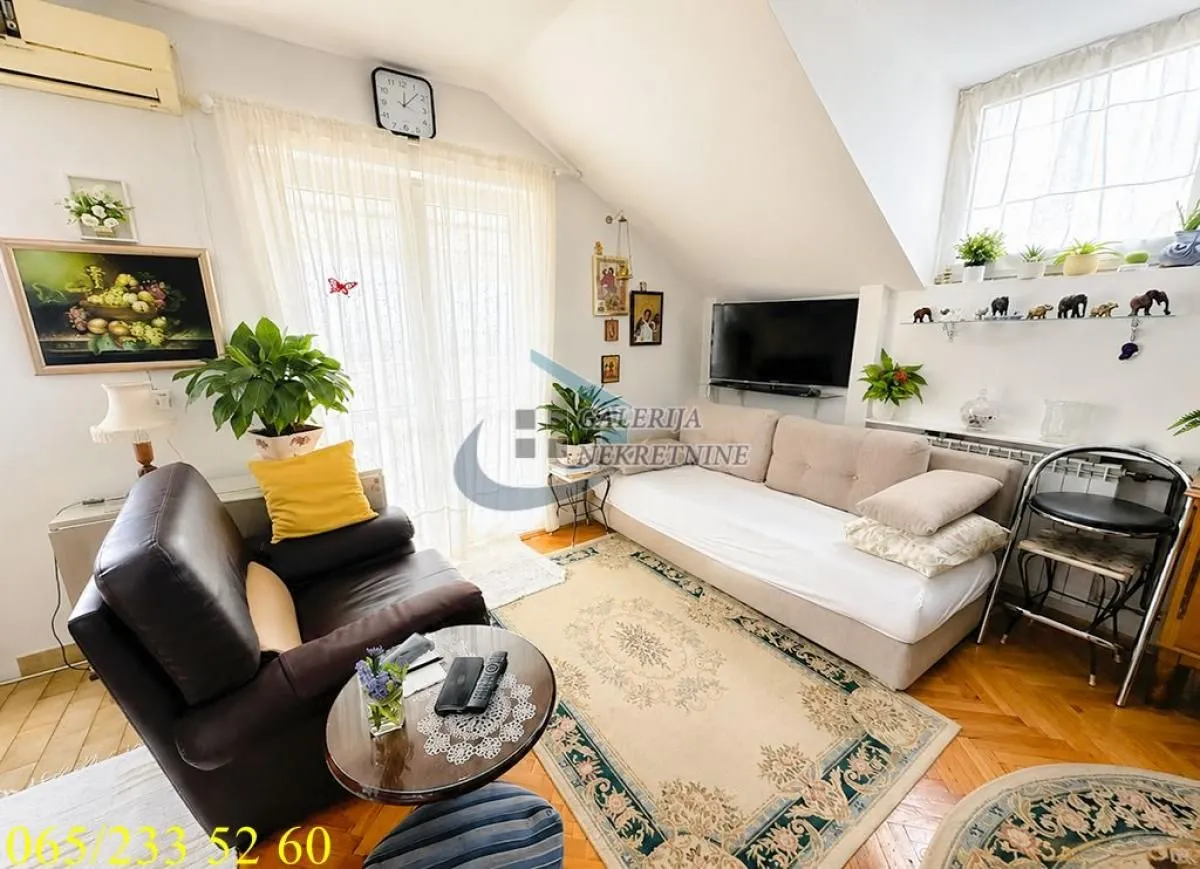 Prodaja, dvosoban stan, 55m², Labudovo Brdo, Beograd
