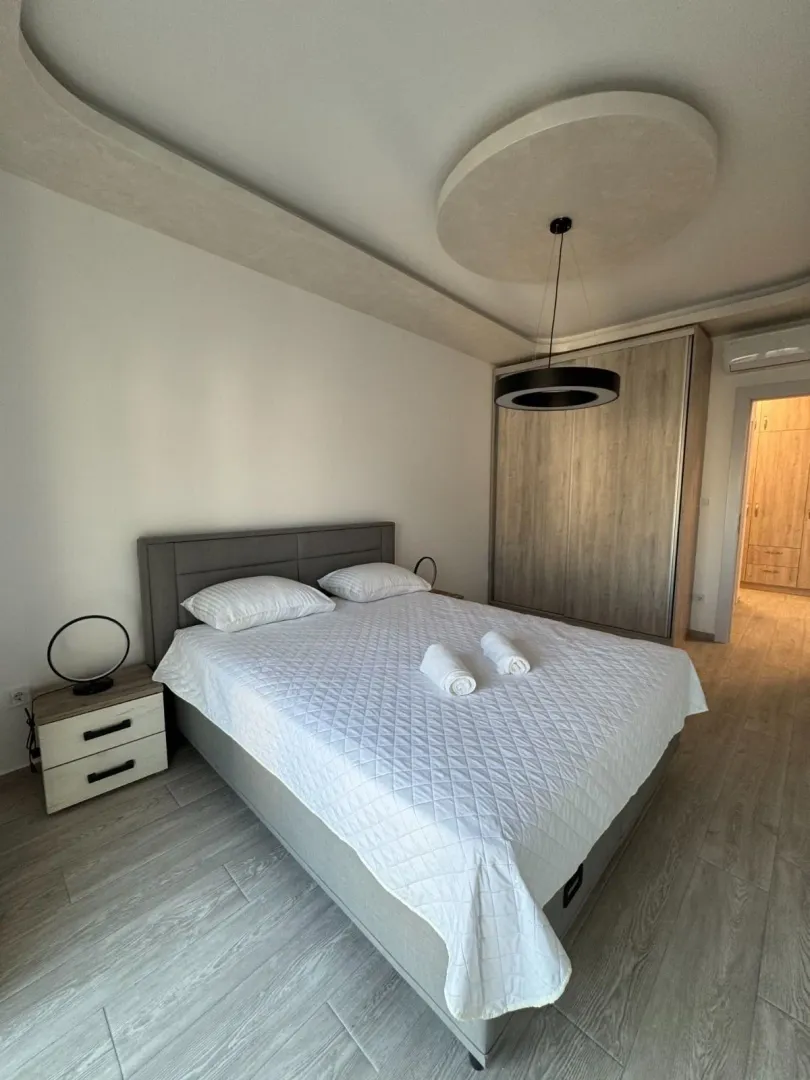 Prodaja, dvosoban stan, 74m², Bečići, Budva