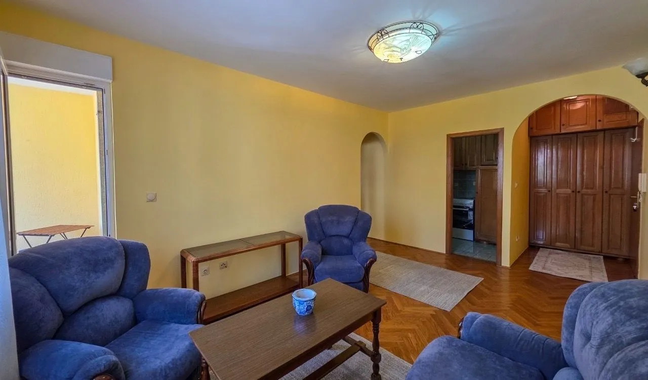 Izdavanje, jednosoban stan, 40m², Zagorič, Podgorica