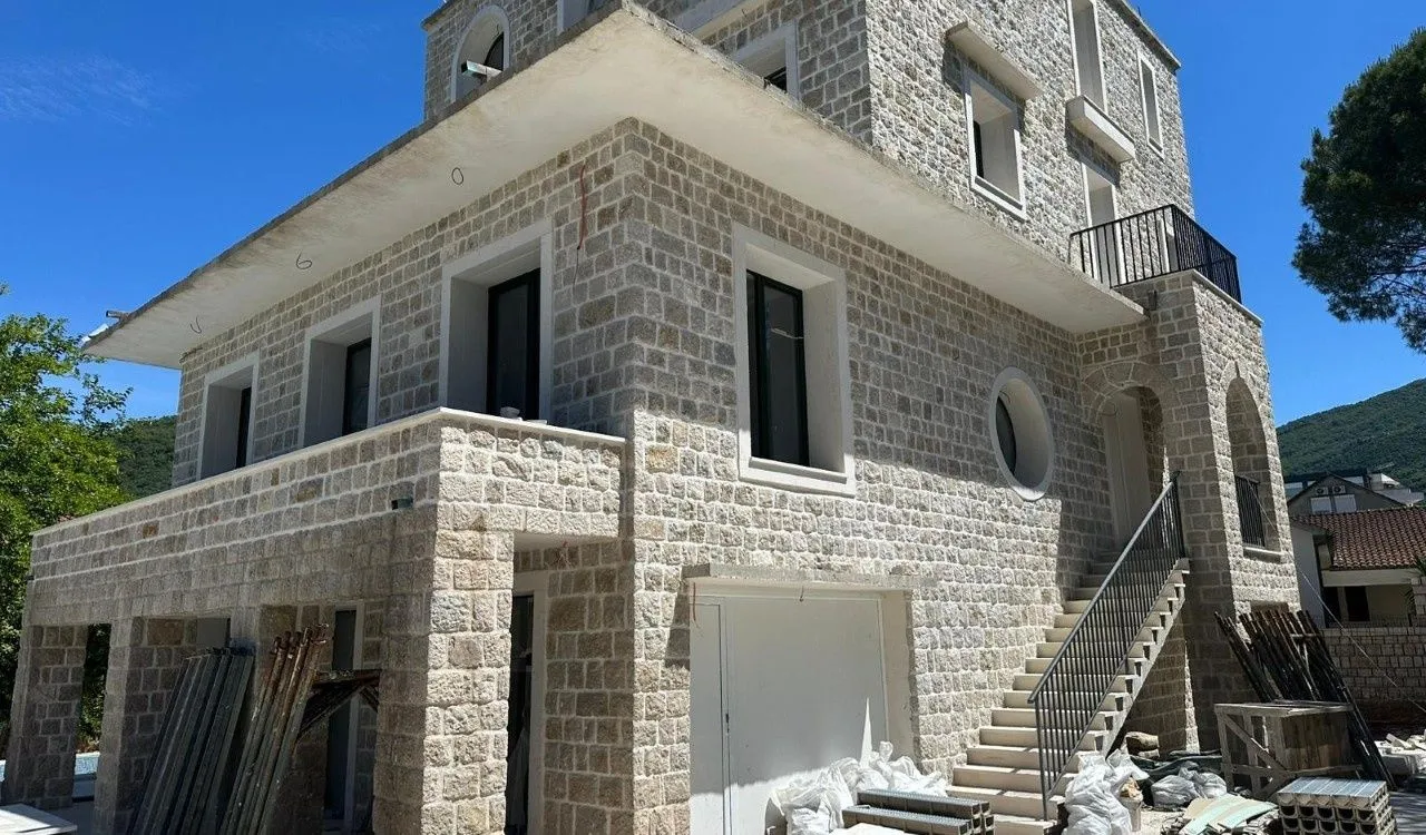 Sale, house, 500m², Donja Lastva, Tivat