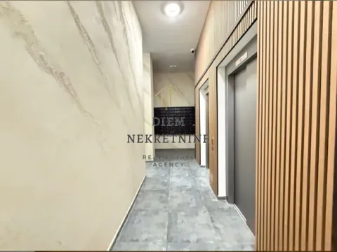 Prodaja, jednosoban stan, 43m², Stari Aerodrom, Podgorica - image 11