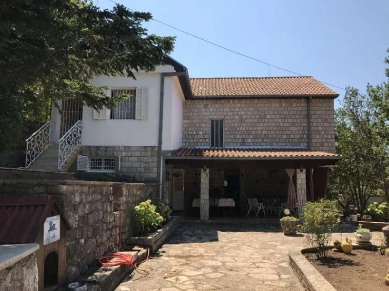 Sale, house, 250m², Sutomore, Bar