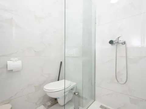 Rent, one bedroom apartment, 56m², 1 maj, Podgorica - image 8