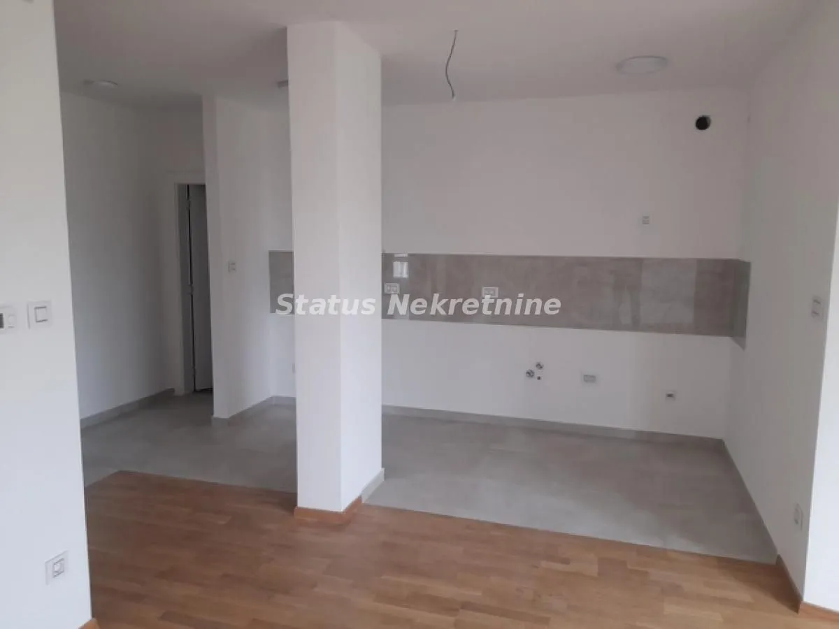 Prodaja, četvorosoban stan, 77m², Telep, Novi Sad Sve Podlokacije