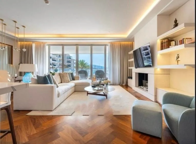 Prodaja, kuća, 200m², Donja Lastva, Tivat