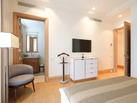 Prodaja, dvosoban stan, 135m², Porto Montenegro, Tivat - image 12