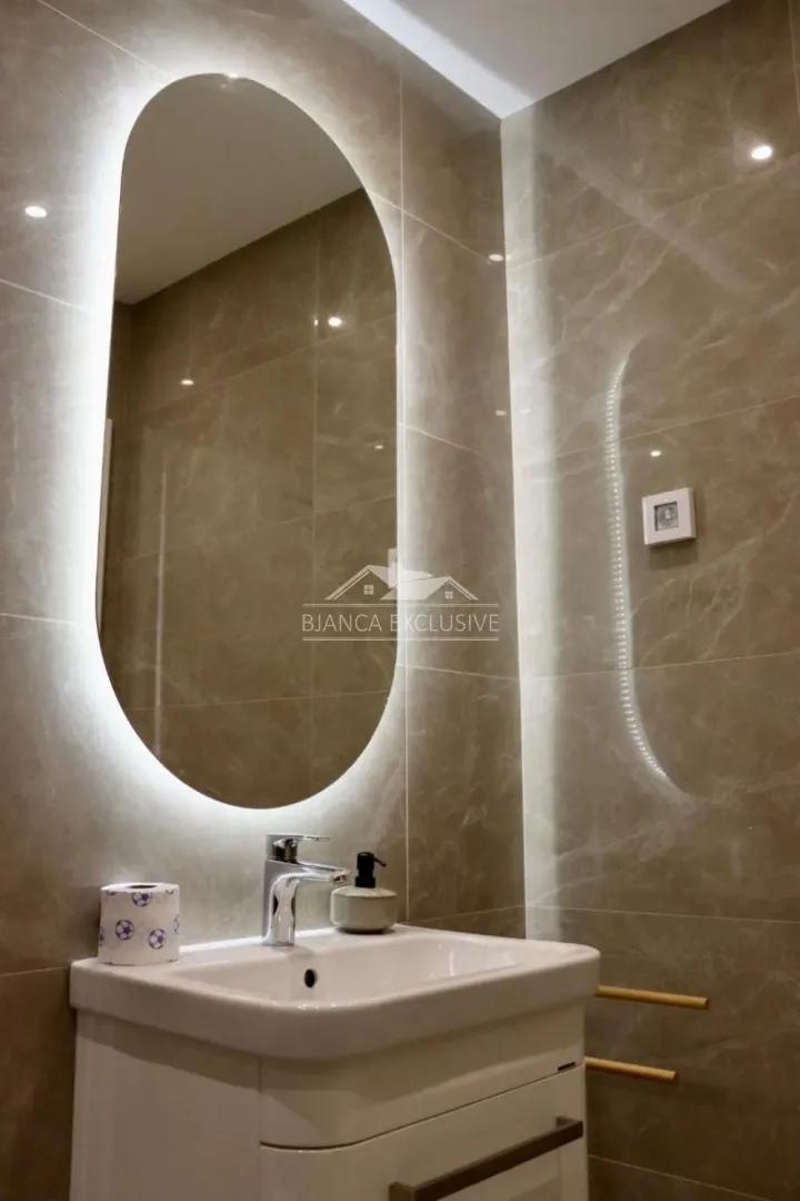 Sale, three bedroom apartment, 78m², Novi Beograd Blok 65, Novi Beograd Sve Podlokacije