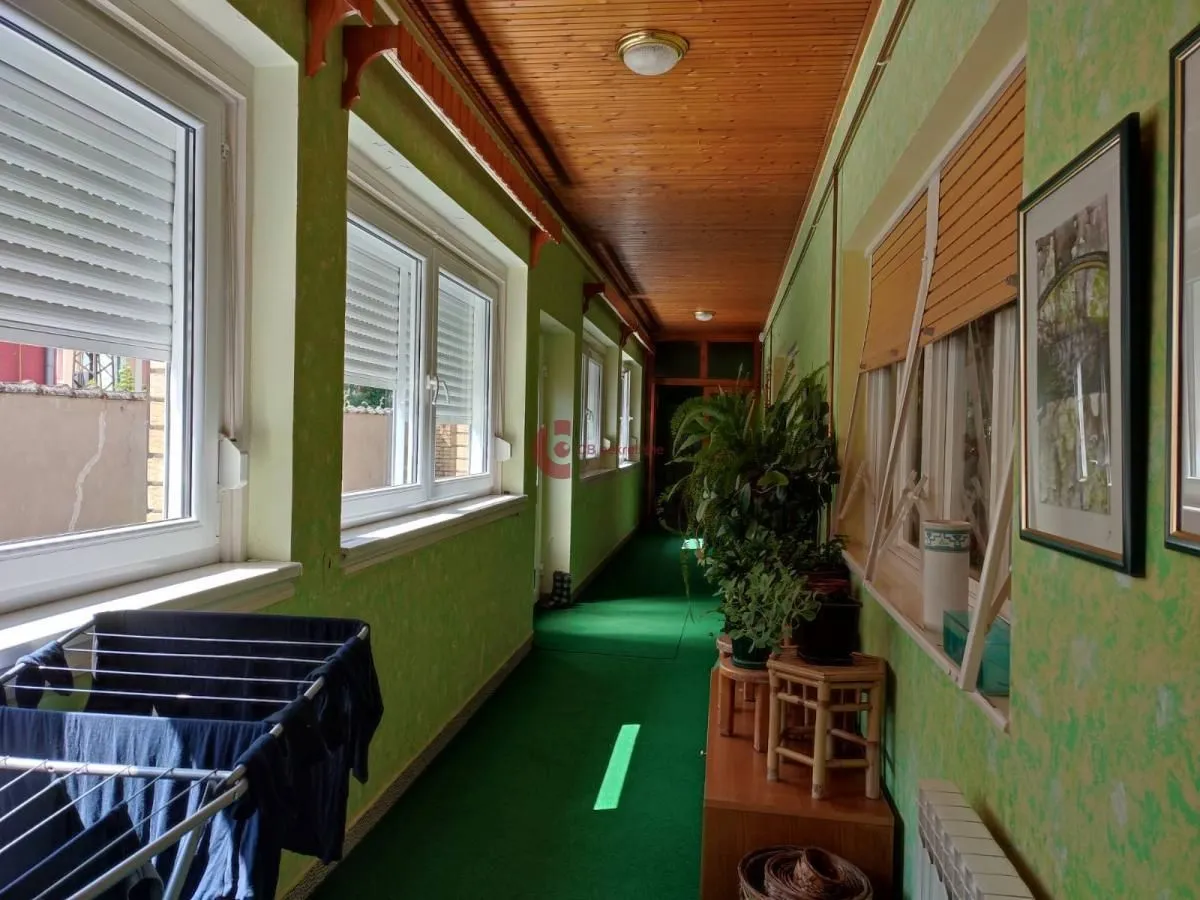 Prodaja, kuća, 196m², Dudova Šuma, Subotica