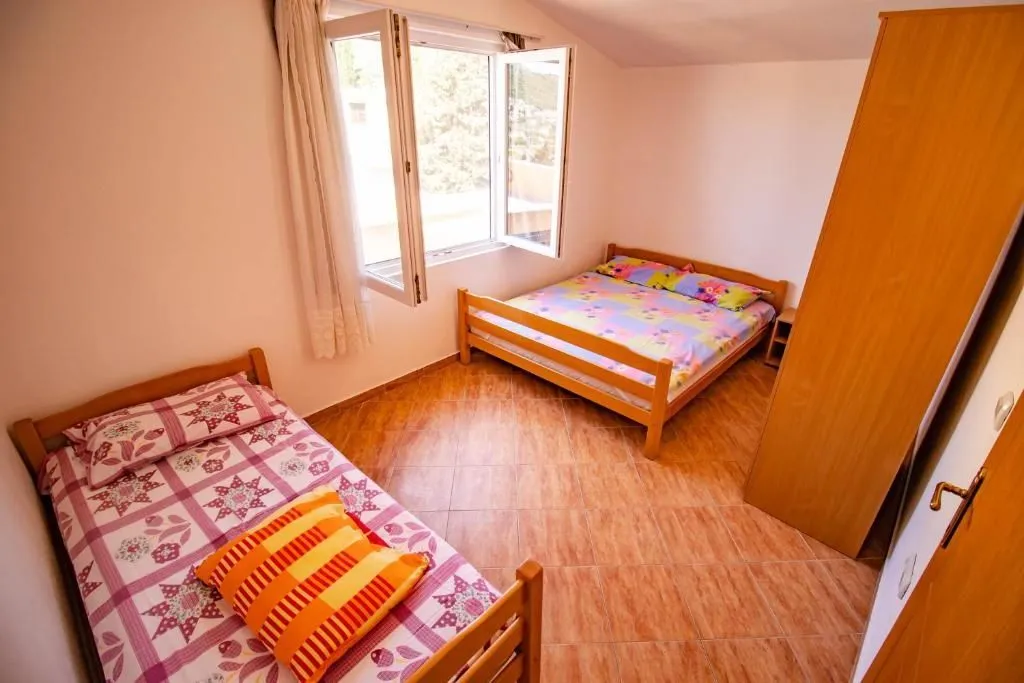 Sale, house, 340m², Dobra Voda, Budva