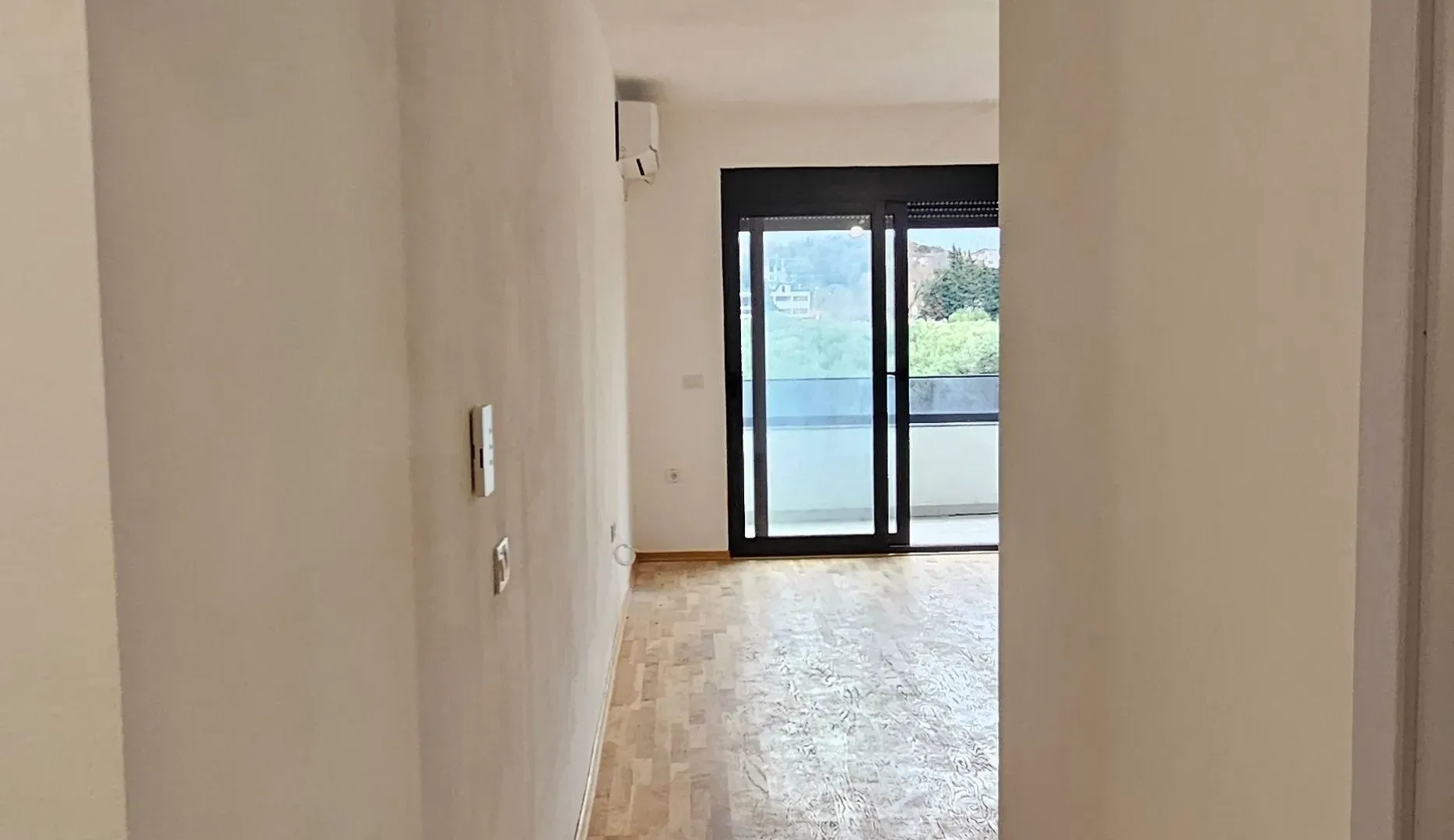 Prodaja, jednosoban stan, 46m², Centar, Ulcinj