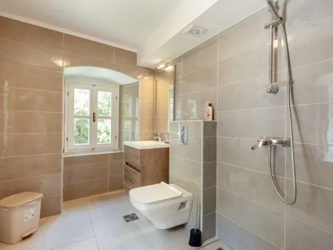 Sale, house, 800m², Prčanj, Kotor - image 89