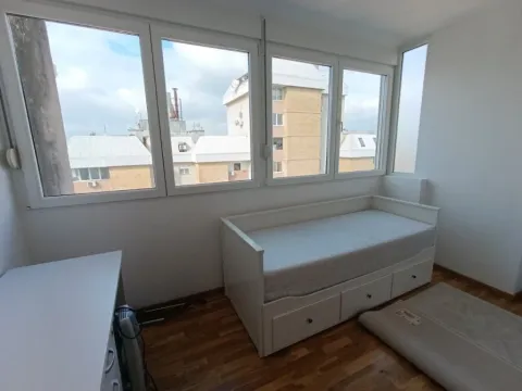 Izdavanje, jednosoban stan, 45m², Centar, Podgorica - image 8