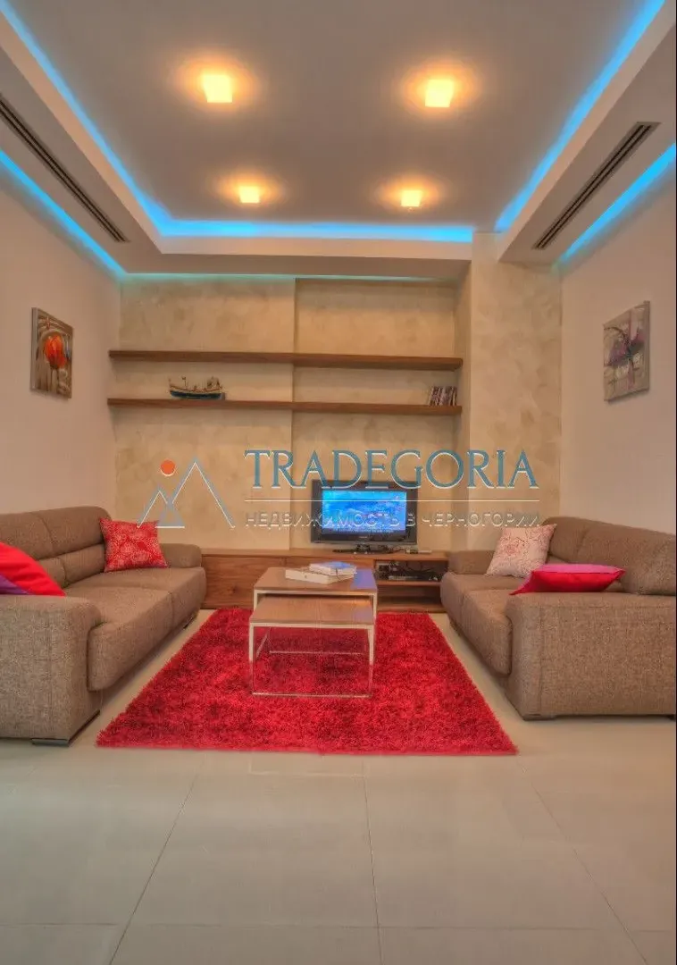 Prodaja, dvosoban stan, 112m², Budva, Crna Gora