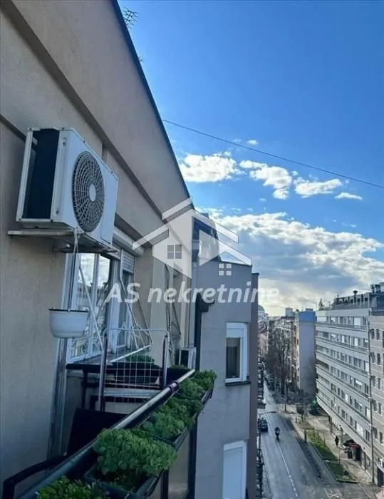 Rent, three bedroom apartment, 80m², Čubura, Beograd