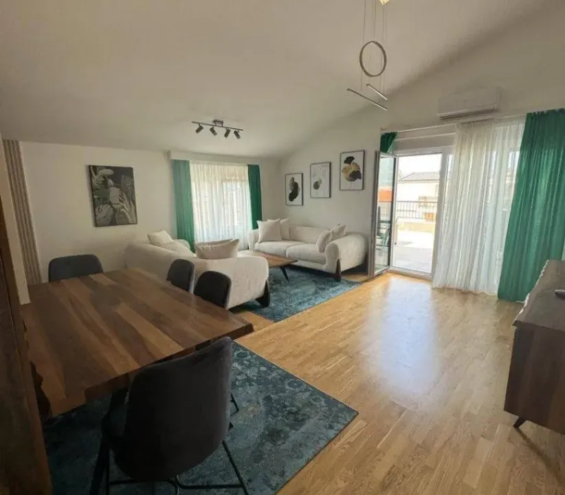 Prodaja, poslovni prostor, 126m², Tivat, Crna Gora