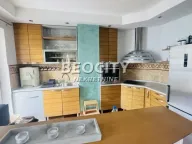 Izdavanje, stan, 130m², Stari grad, Novi Sad - image 3