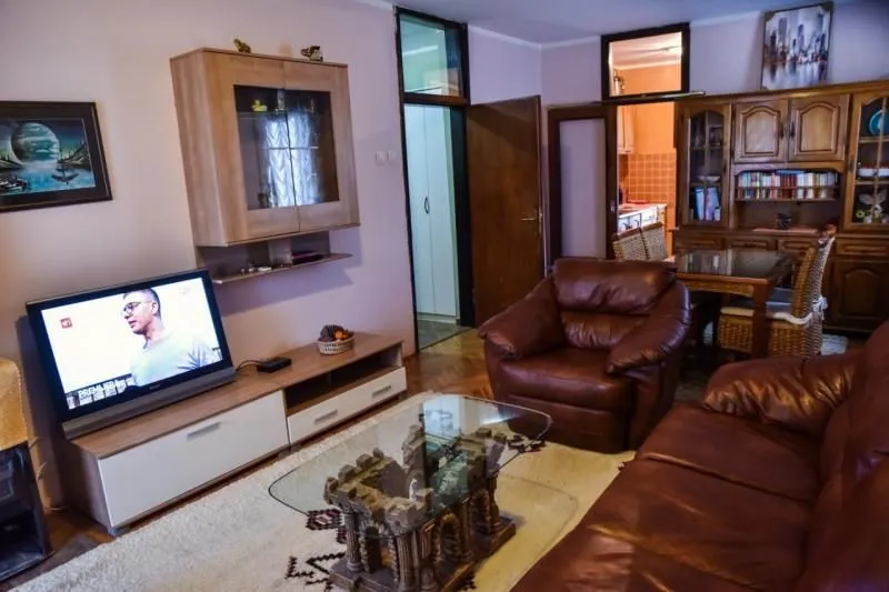 Prodaja, dvosoban stan, 73m², Ulcinj, Crna Gora