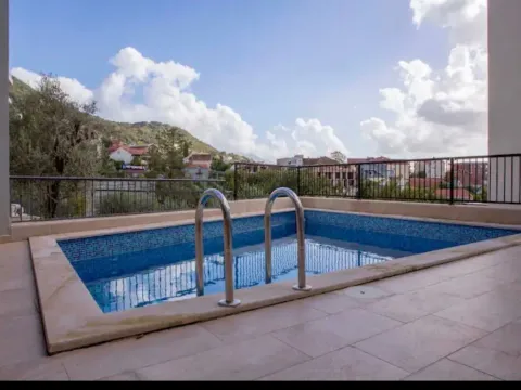 Rent, studio apartment, 25m², Mažina, Tivat - image 10