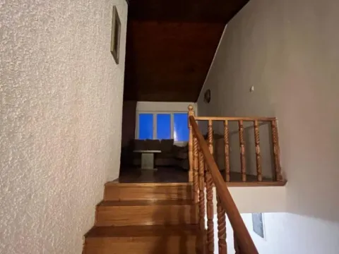 Rent, house, 150m², Kalimanj, Tivat - image 10